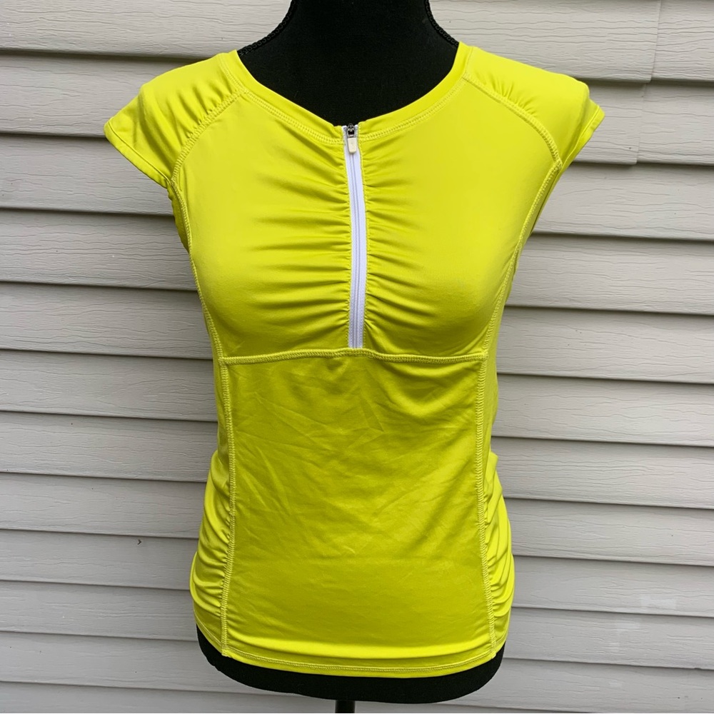 Athleta Intrepid Scrunched Sides Zipper Neon Yellow Workout Shirt; XS Women’s